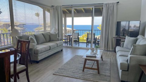 The living room and lanai at Kapalua Bay Villa 33B2