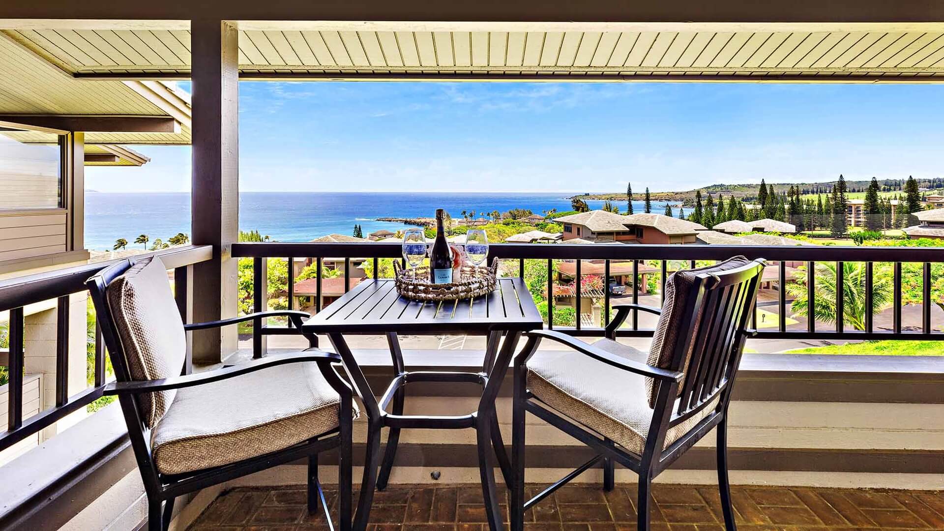 The dining lanai at Kapalua Ridge Villa 1624